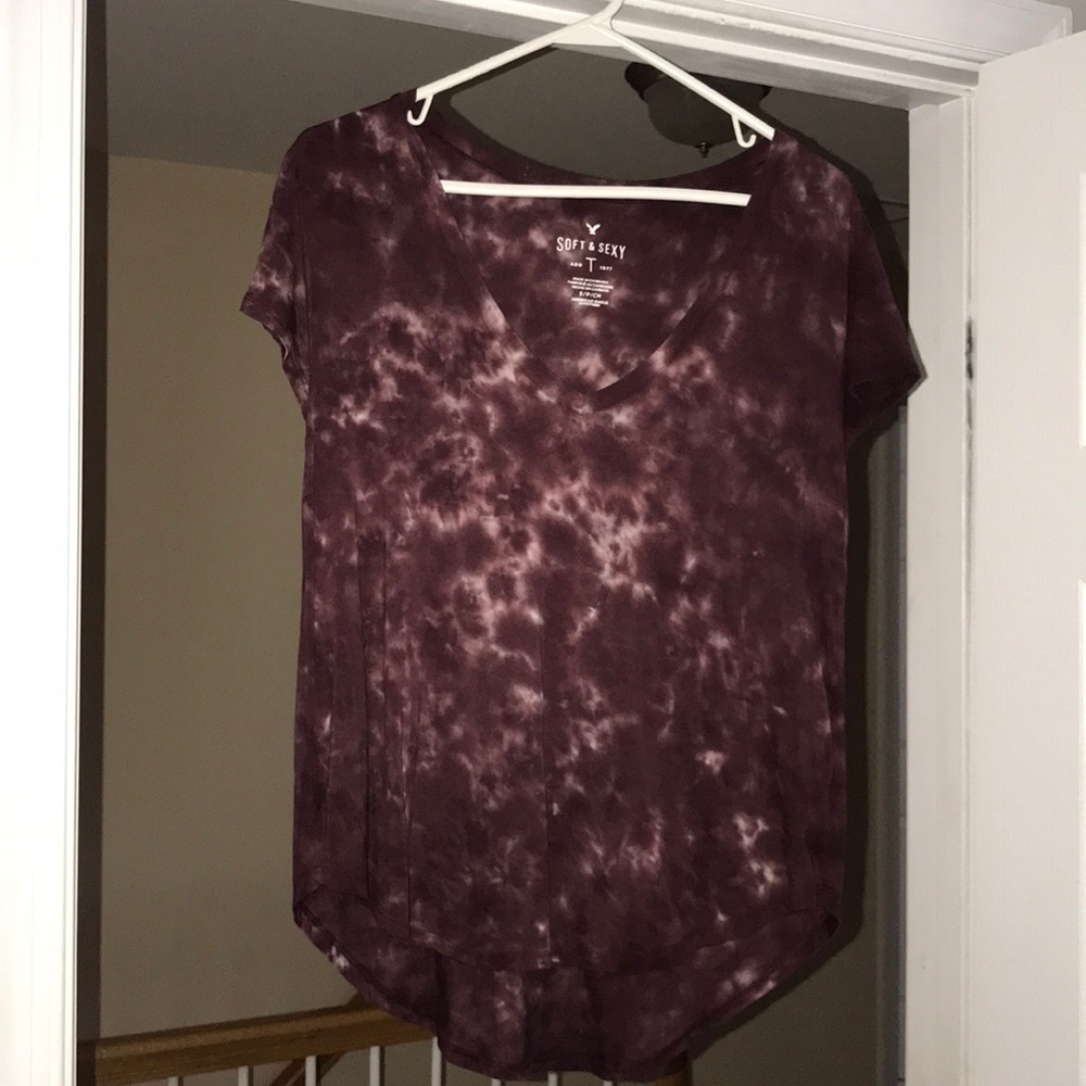 American Eagle V Neck Tee